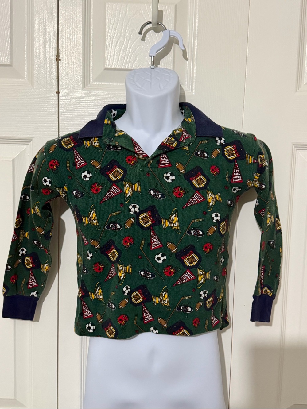 Vintage Green Varsity Sports Print Kids Pullover Shirt size 6-7